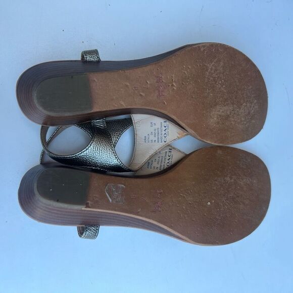 Coach Vitalia Gold Sandals T-Strap Slingback Pebbled Leather Low Wedge Size 7 - Picture 11 of 12